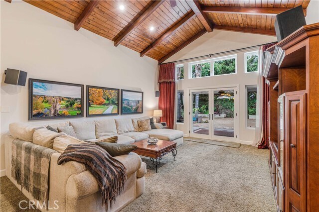 Foto del edificio - 5823 Vesper Ave