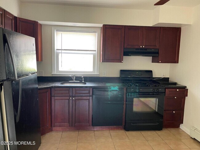 Foto del edificio - 2207 Adams Ave