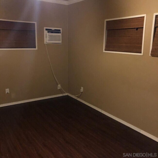 Foto del edificio - 8545 Gardena Rd