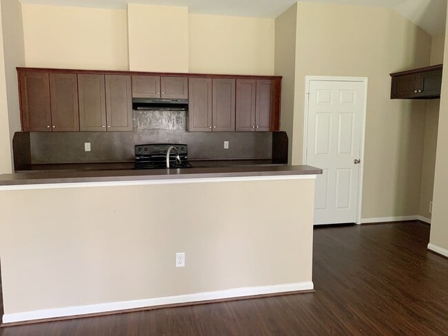 Building Photo - 21518 Little Wolf Dr