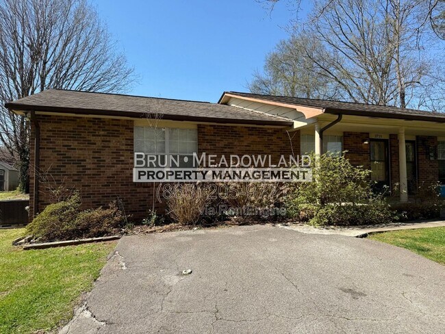 Foto del edificio - 3719 Mooers St