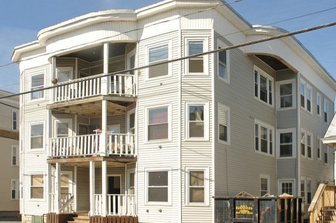 Building Photo - 6 Unit House 3 floors
