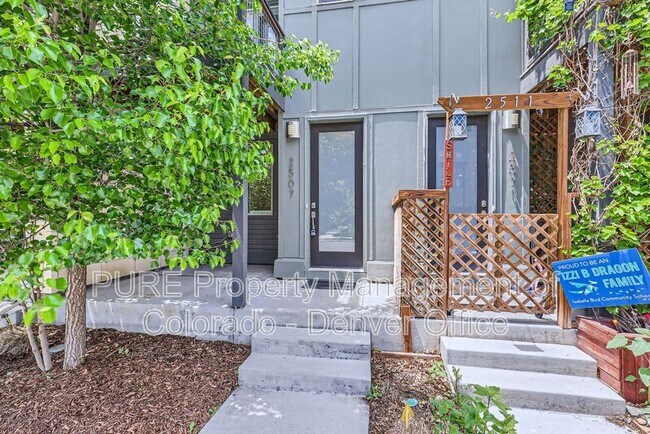 Foto del edificio - 2507 N Moline St