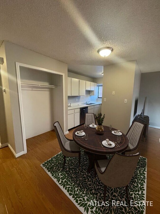 Foto del edificio - 1075 Holli Springs Ln