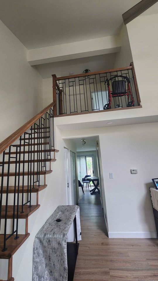 Foto del edificio - 374 W Birchwood Ave