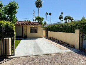 Building Photo - 556 S Calle Palo Fierro