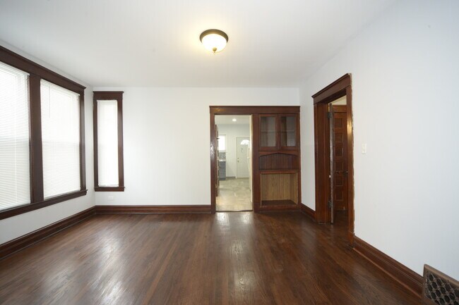 Foto del edificio - 5943 W Iowa St