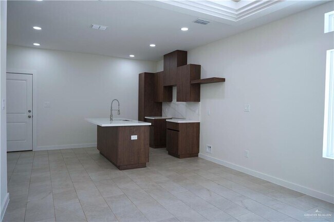 Foto del edificio - 1301 Woodland Trails