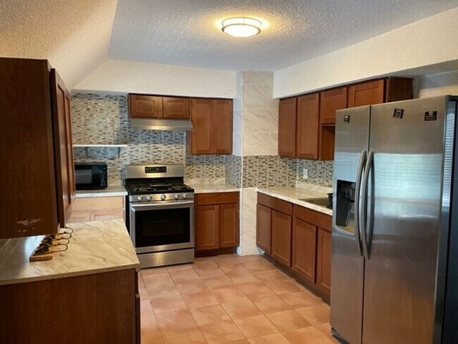 Foto del edificio - 3032 3rd Ave S