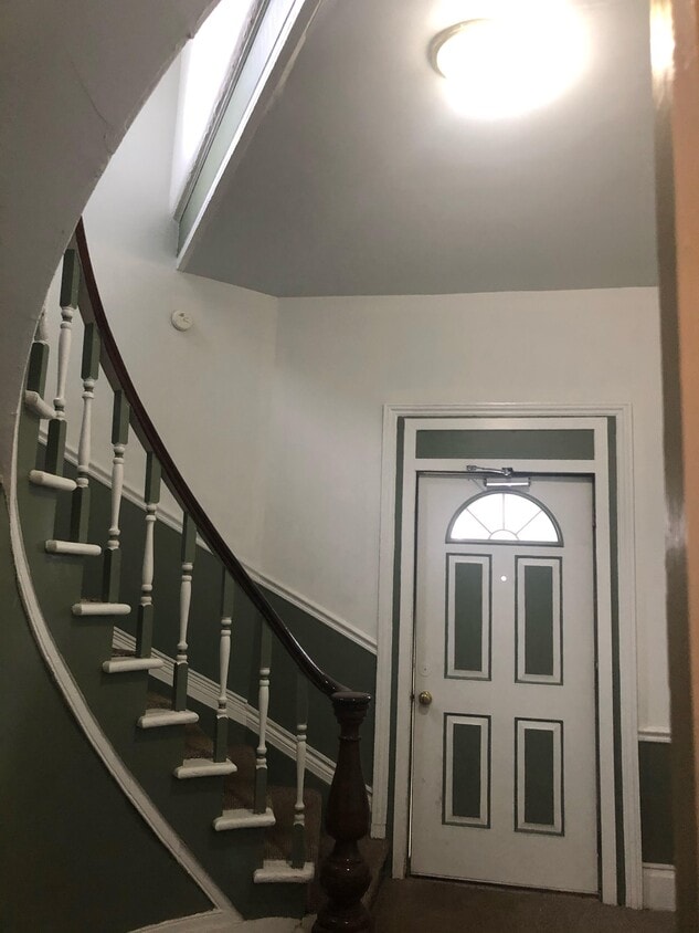 House entrance - 121 N Normal St