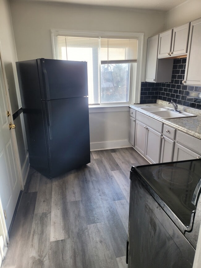 Foto del edificio - 15849 Indiana St