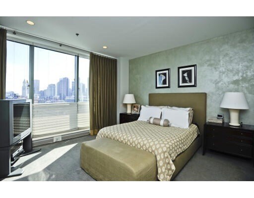 Foto del edificio - 234 Causeway St