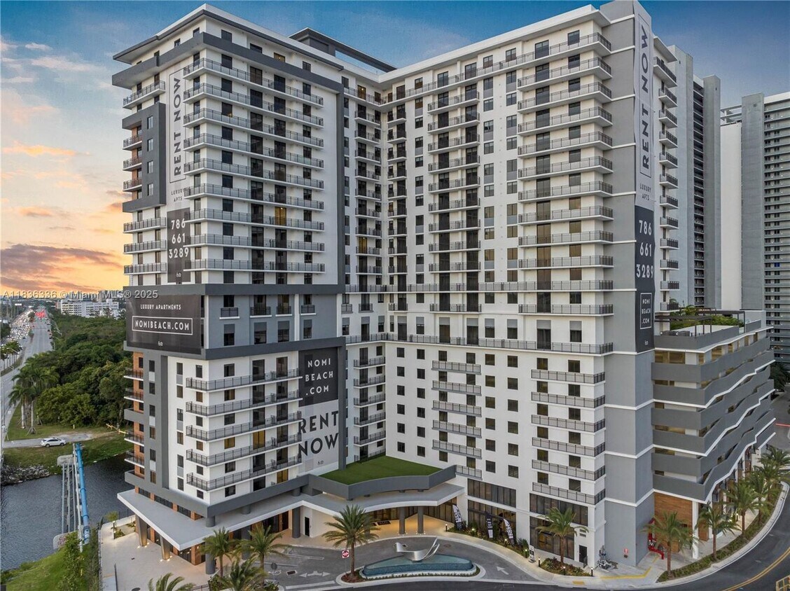 Primary Photo - 16395 Biscayne Blvd