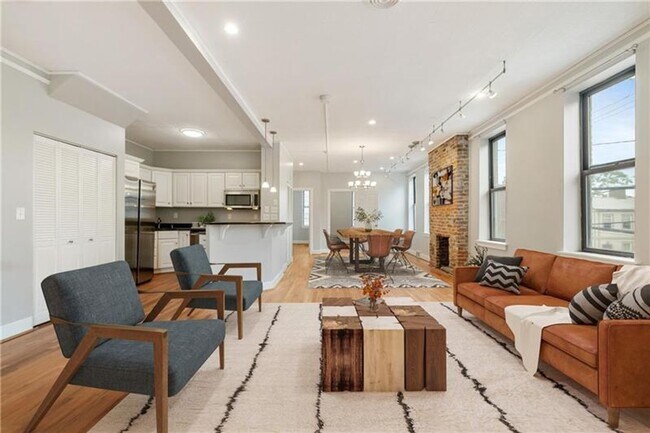 Foto del edificio - 1214 Bingham St