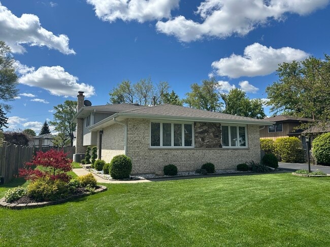 Foto del edificio - 130 Bonnie Brae Ave