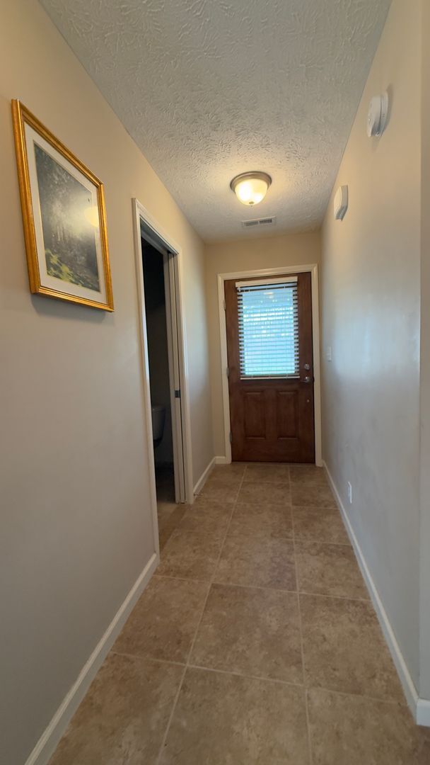 Foto del edificio - Updated 4-Bedroom Gem in West Lafayette – ...