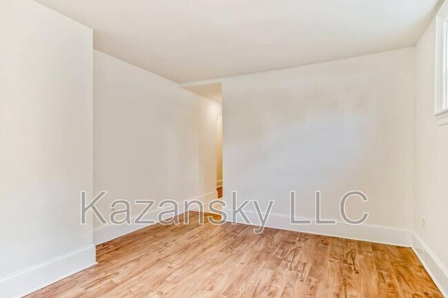 Foto del edificio - 4515 N Marvine St