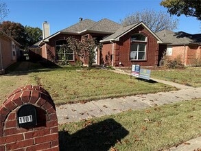 Building Photo - 1101 Shumard St