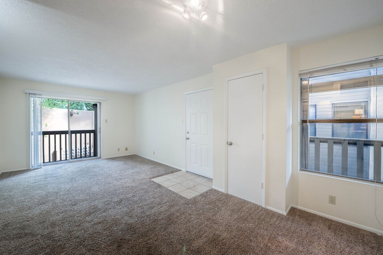 Foto principal - Cozy One-Bedroom at The Reserve