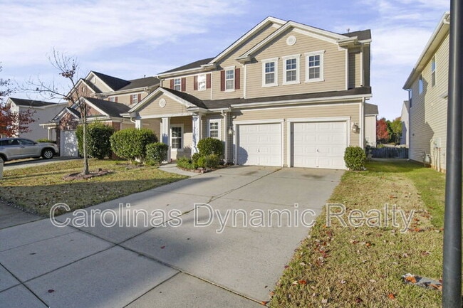 Foto del edificio - 6223 Woodland Commons Dr