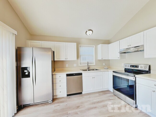 Foto del edificio - 5112 Limewood St