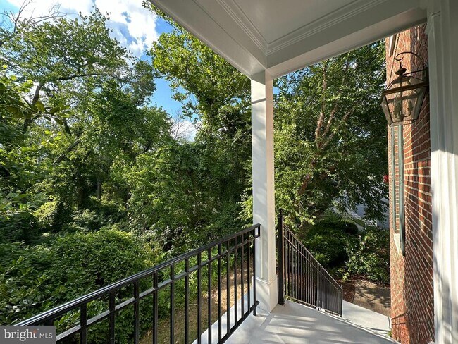 Foto del edificio - 12429 Dorforth Dr