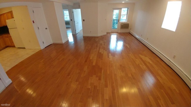 Foto del edificio - 8371 116th St