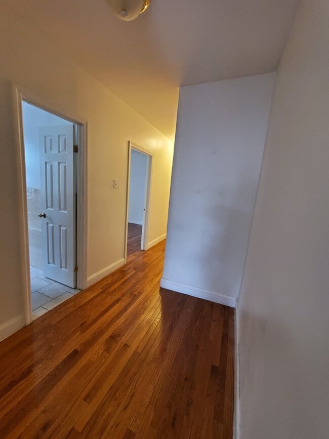 Building Photo - 2565 Grand Concourse