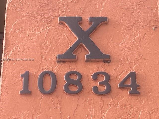 Foto del edificio - 10834 N Kendall Dr