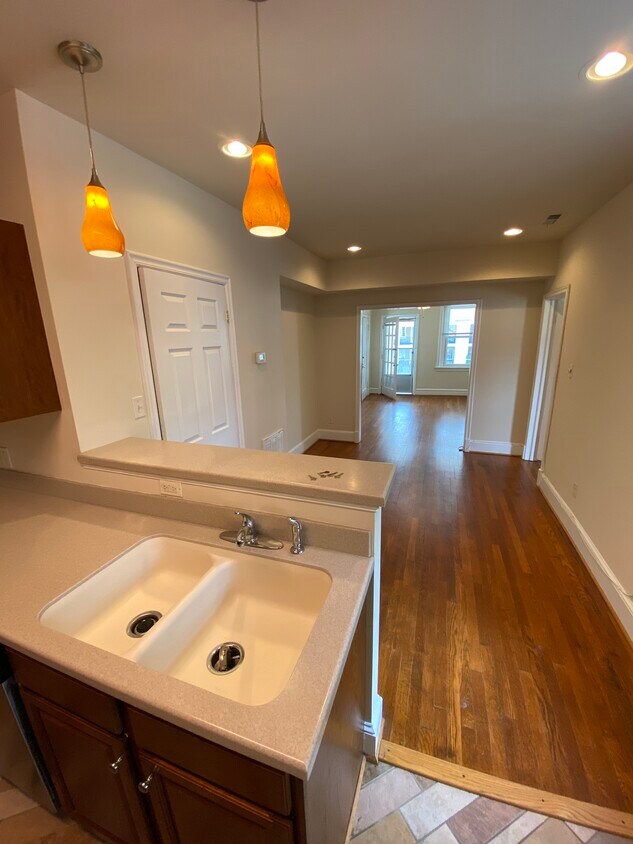 Foto principal - 3426 W Grace St