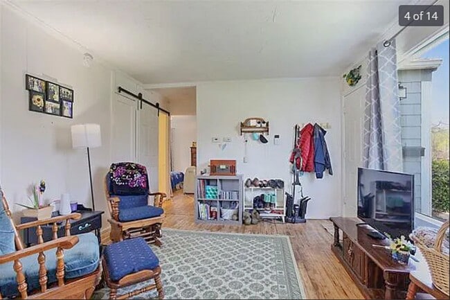 Foto del edificio - 2 Bed 1 Bath rare to rent!