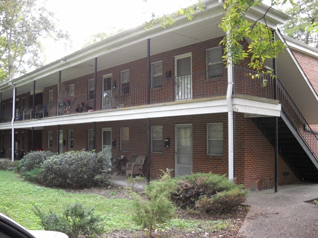 228 S Mason St, Smithfield, VA 23430 Apartments in Smithfield, VA