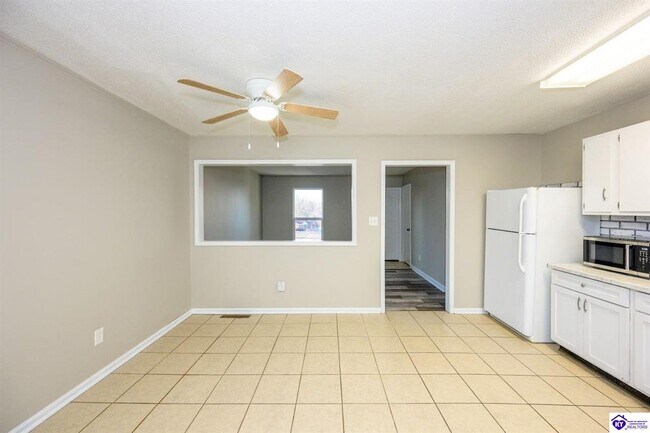 Foto del edificio - 111 Hickory Hill Dr