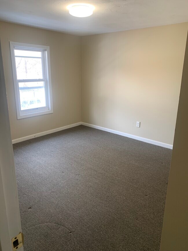 Bedroom 2 - 172 Main St