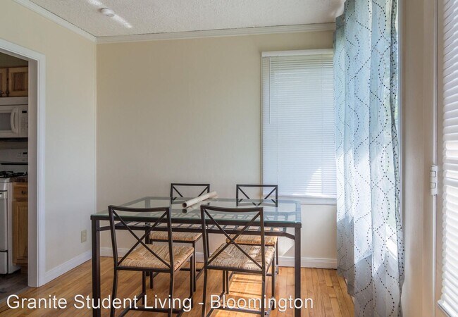 Foto del edificio - 3 br, 1 bath House - 105 N Jefferson