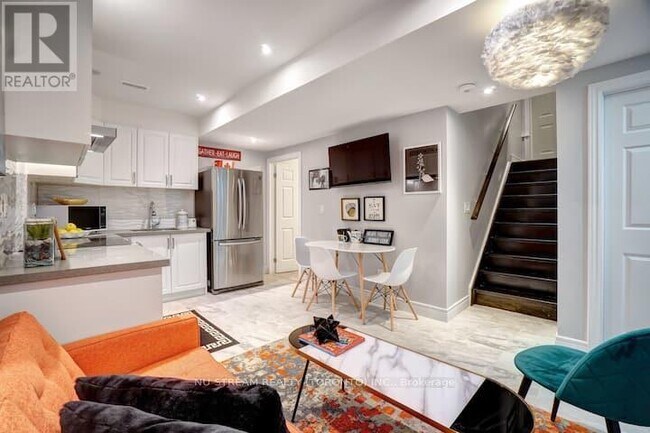 Photo du bâtiment - BSMT 25 DUNCANNON DRIVE