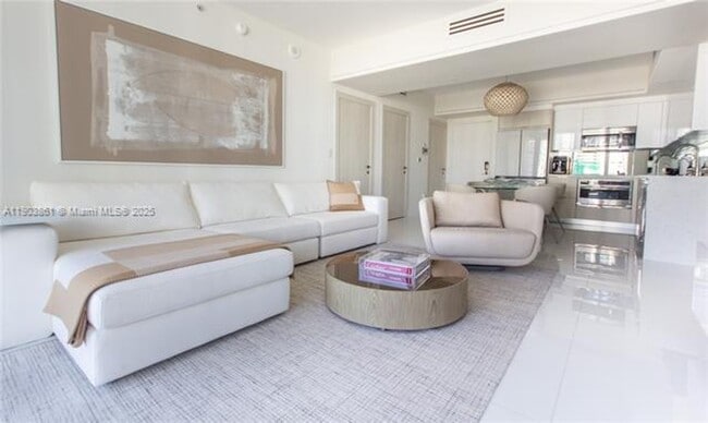 Building Photo - 92 SW 3rd St