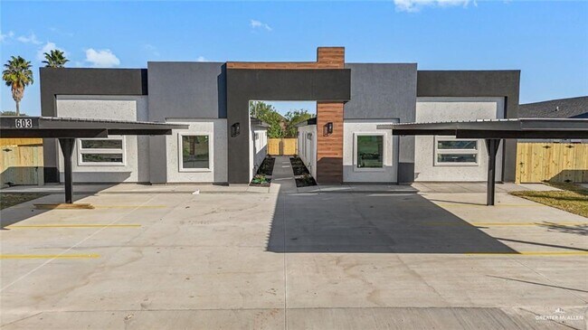 Foto del edificio - 7 Buccaneer Dr