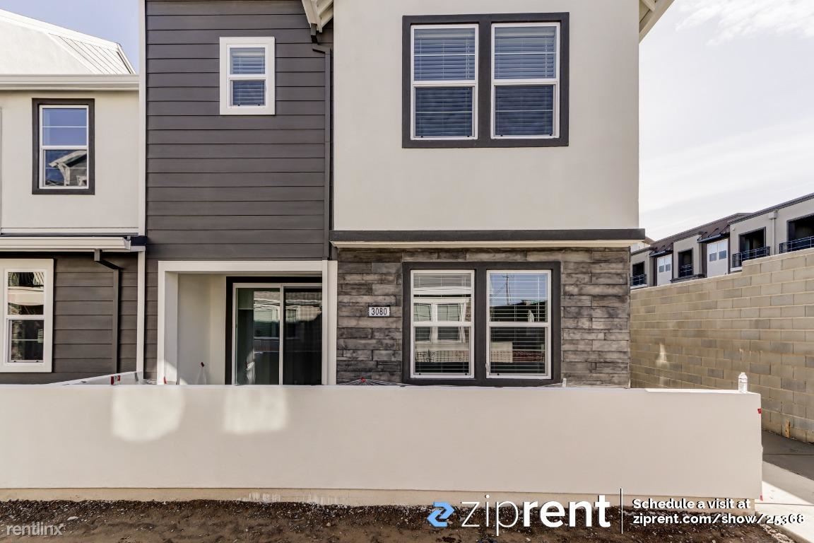 Primary Photo - 3 br, 2.5 bath Townhome - 3080 Blue Cove W...