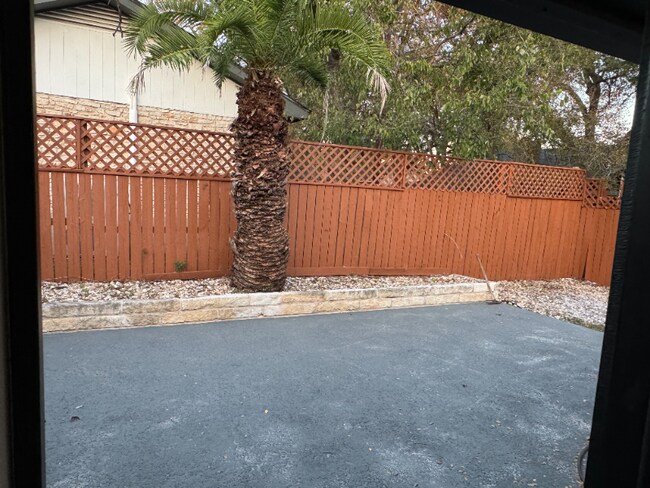 Foto del edificio - 11801 Argonne Forest Trail