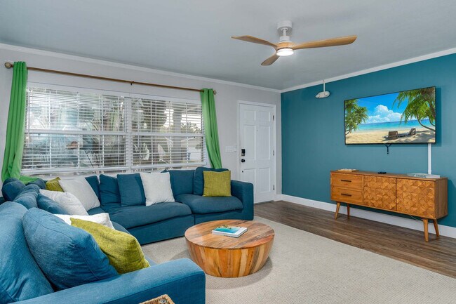 Foto del edificio - 1596 Idle Dr NE