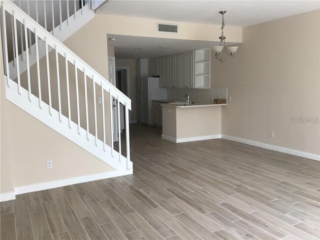 Building Photo - 7580 Andora Dr