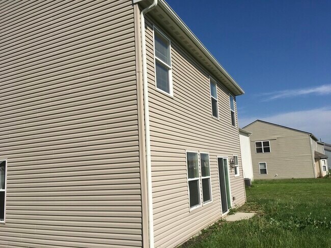 Building Photo - 4415 Bellchime Dr