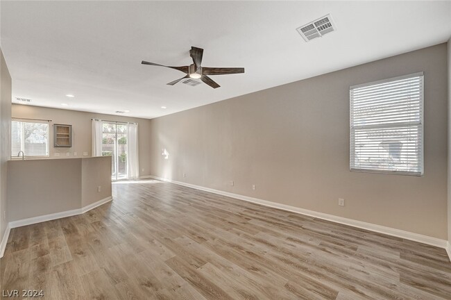 Building Photo - 2666 Cottonwillow St