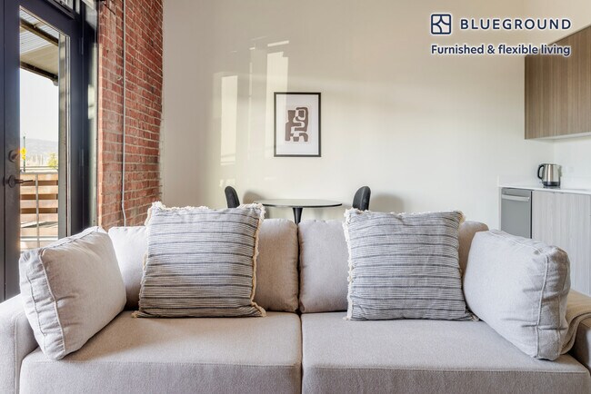 Foto del edificio - 1501 Buena Vista Ave