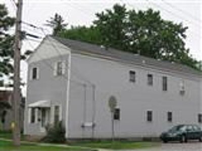 Foto principal - 319 N Jackson St