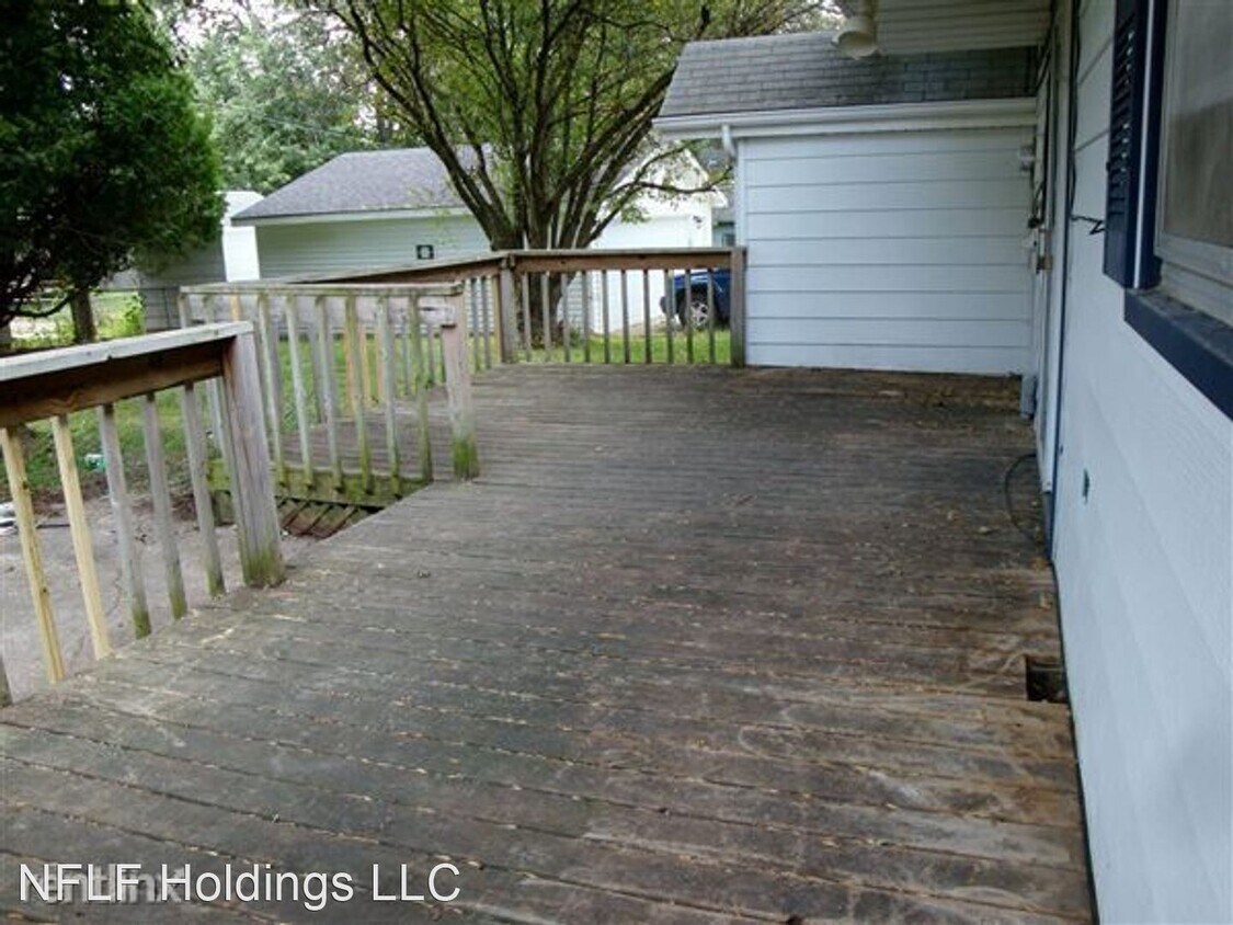 1012 Skylane Dr, Norwalk, IA 50211 House Rental in Norwalk, IA