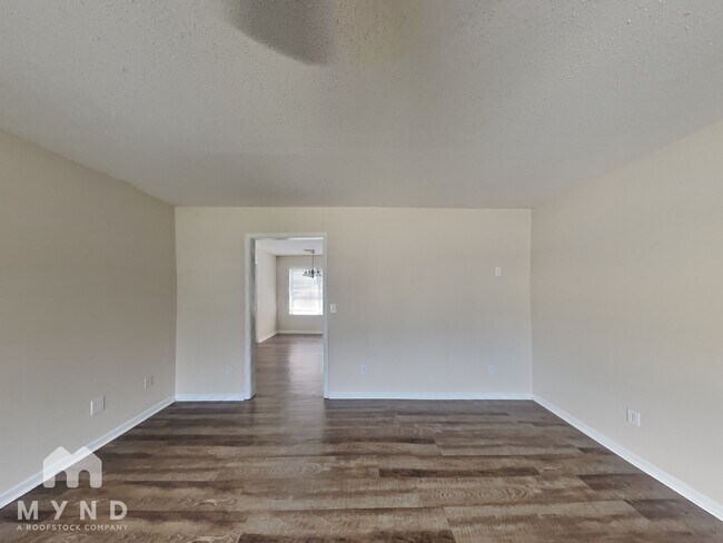Foto del edificio - 2263 Reece Blvd