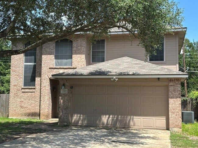 Building Photo - 1917 White Oak Cir