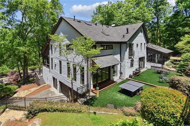 Building Photo - 6305 River Chase Cir NW